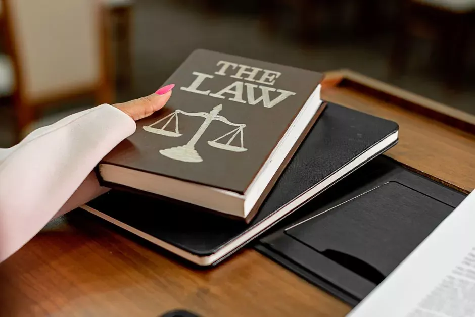 Benefits of Hiring a Bankruptcy Lawyer