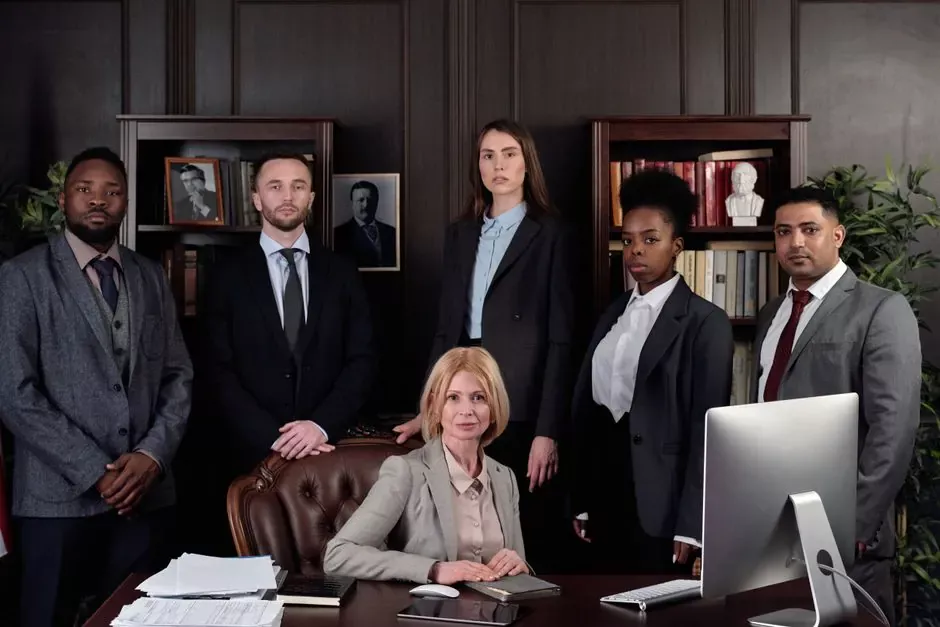Benefits of Hiring a Business Lawyer